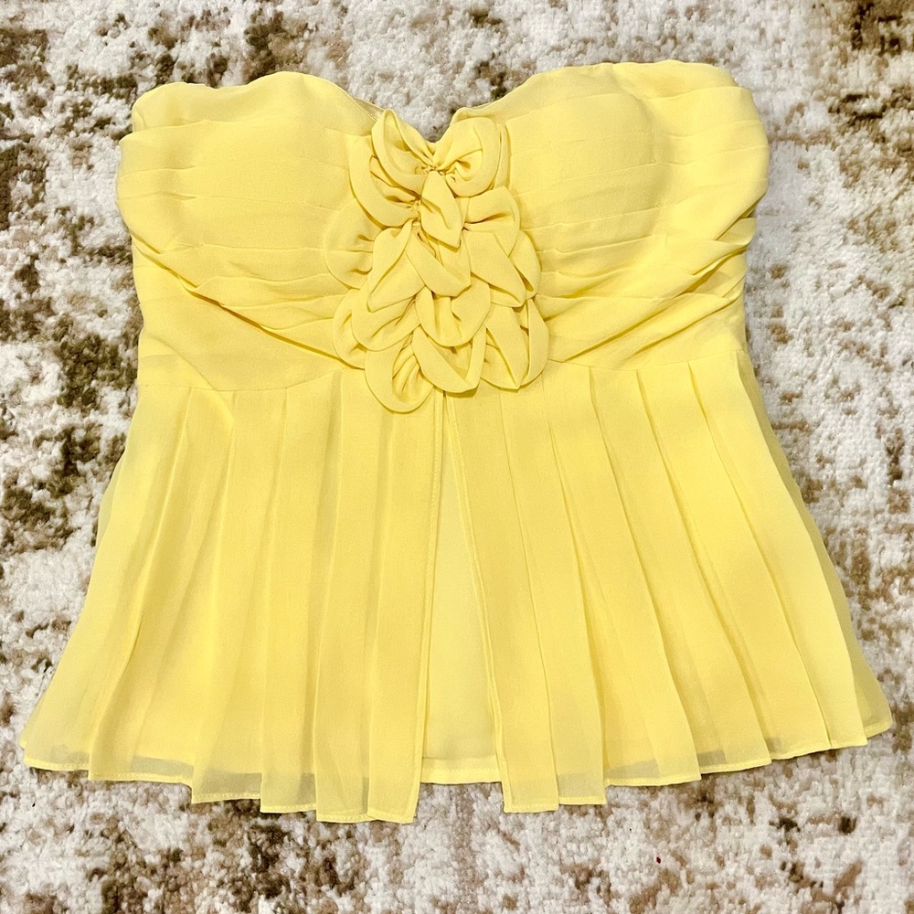 New Bebe genuine silk top